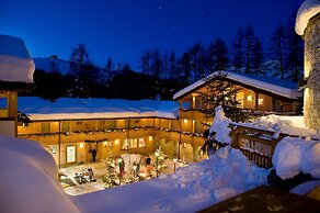 Boscone Suite Hotel