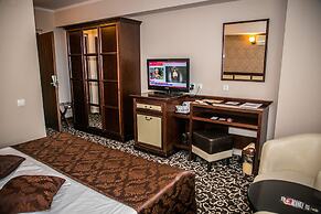 Hotel Megalos