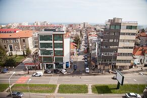 Hotel Megalos