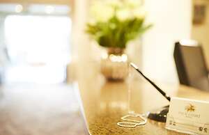 Palm Court Hotel