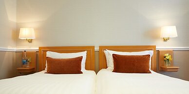 Palm Court Hotel