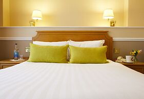 Palm Court Hotel