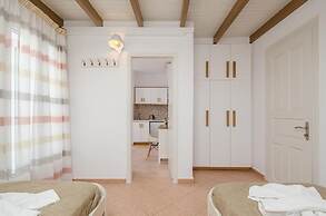 Antonia Studios