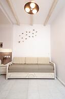 Antonia Studios
