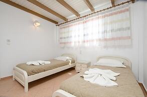 Antonia Studios