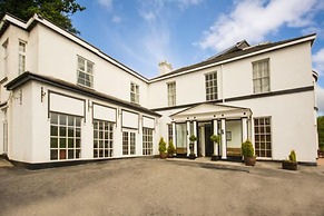 The Manor Hotel