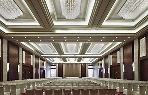 Renaissance Tianjin Lakeview Hotel
