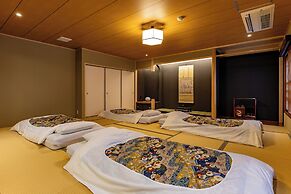 NISHIYAMA RYOKAN Established in 1953