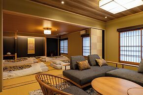 NISHIYAMA RYOKAN Established in 1953
