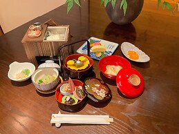 NISHIYAMA RYOKAN Established in 1953