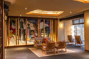 NISHIYAMA RYOKAN Established in 1953