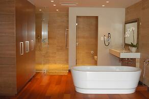 Chapmans Peak Hotel