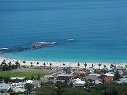 Chapmans Peak Hotel