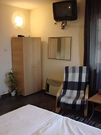 Avel Guesthouse
