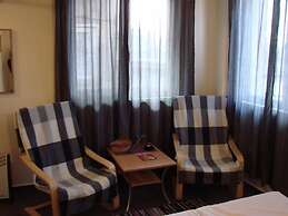 Avel Guesthouse