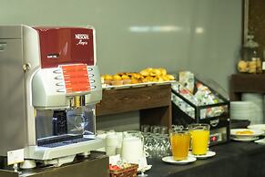 Hotel Abades Via Norte