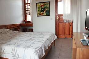 Elze Hotel