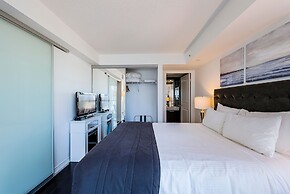Canada Suites on Bay