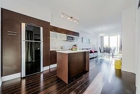 Canada Suites on Bay