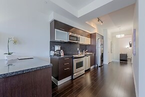 Canada Suites on Bay