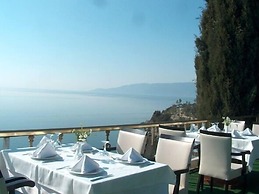 Atamer Hotel