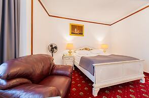 Hotel Imparatul Romanilor