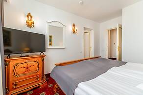 Hotel Imparatul Romanilor