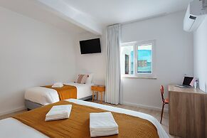 Made Inn Faro