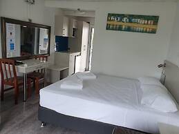 Le George Motel
