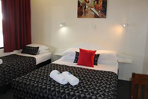 Parkside Motel