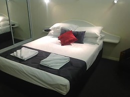 Parkside Motel