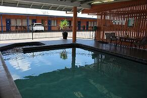 Parkside Motel