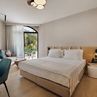 Gai Beach Resort Spa Hotel
