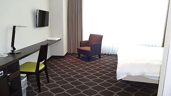 Breezbay Hotel Resort and Spa