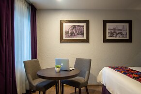 Hotel Flamingo Inn