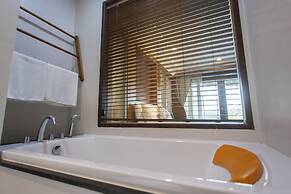 Tup Kaek Sunset Beach Resort