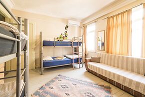Levanten Hostel