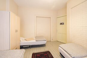 Levanten Hostel