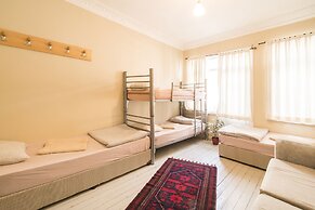 Levanten Hostel