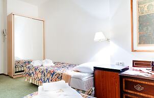 Aparthotel Miodosytnia