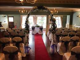 Riverbank House Hotel