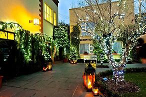 Riverbank House Hotel