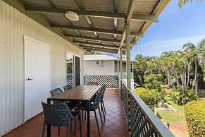 Cable Beachside Villas