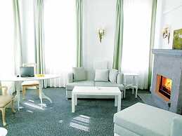 Kar's Otel - Special Class