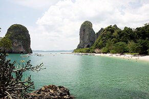 Sand Sea Resort