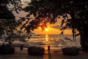 Sand Sea Resort