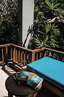 Sand Sea Resort
