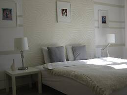 ArtRooms