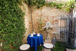 Santa Margherita Guesthouse