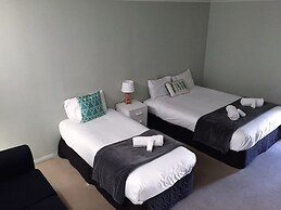 Fairway Motel and Apartments